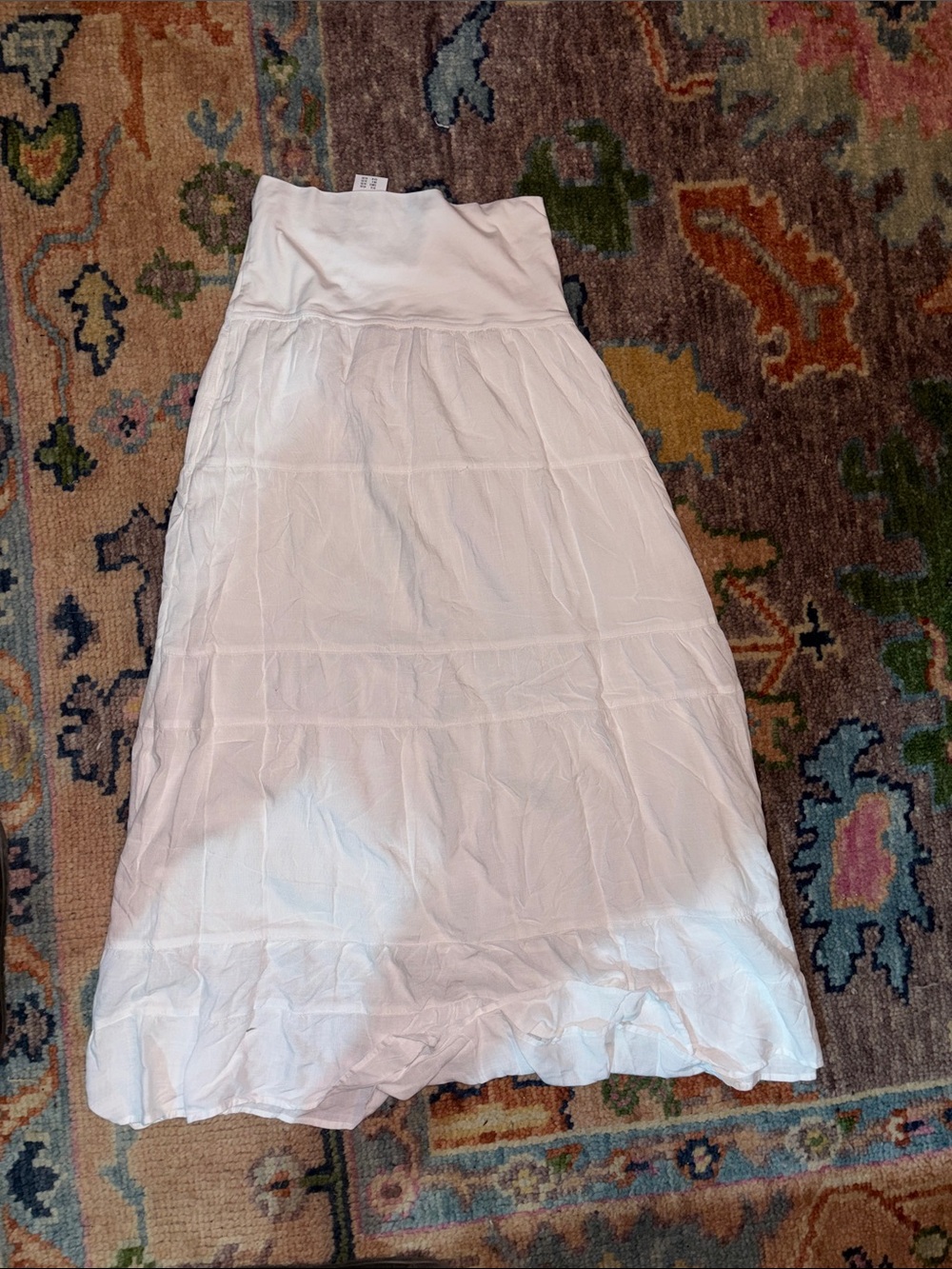 Hollister
2-in-1 Convertible Maxi Skirt to Midi Dress - Picture 7 of 8